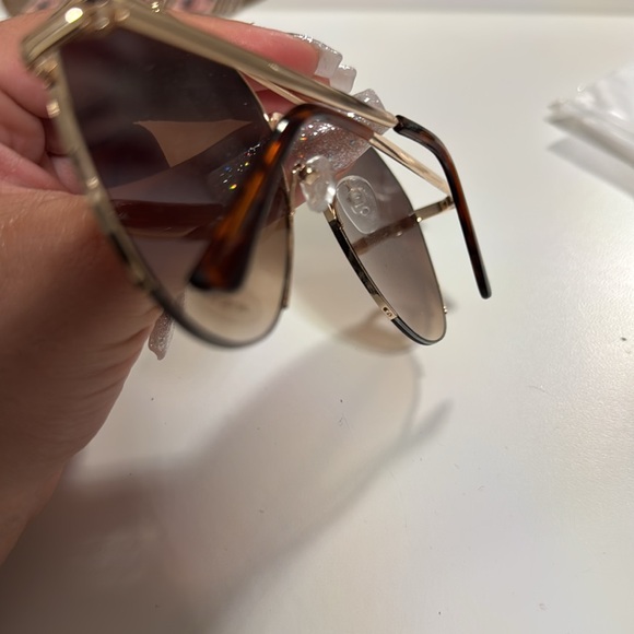 ❤ ❤ Sunglasses❤ ❤ - Picture 2 of 2